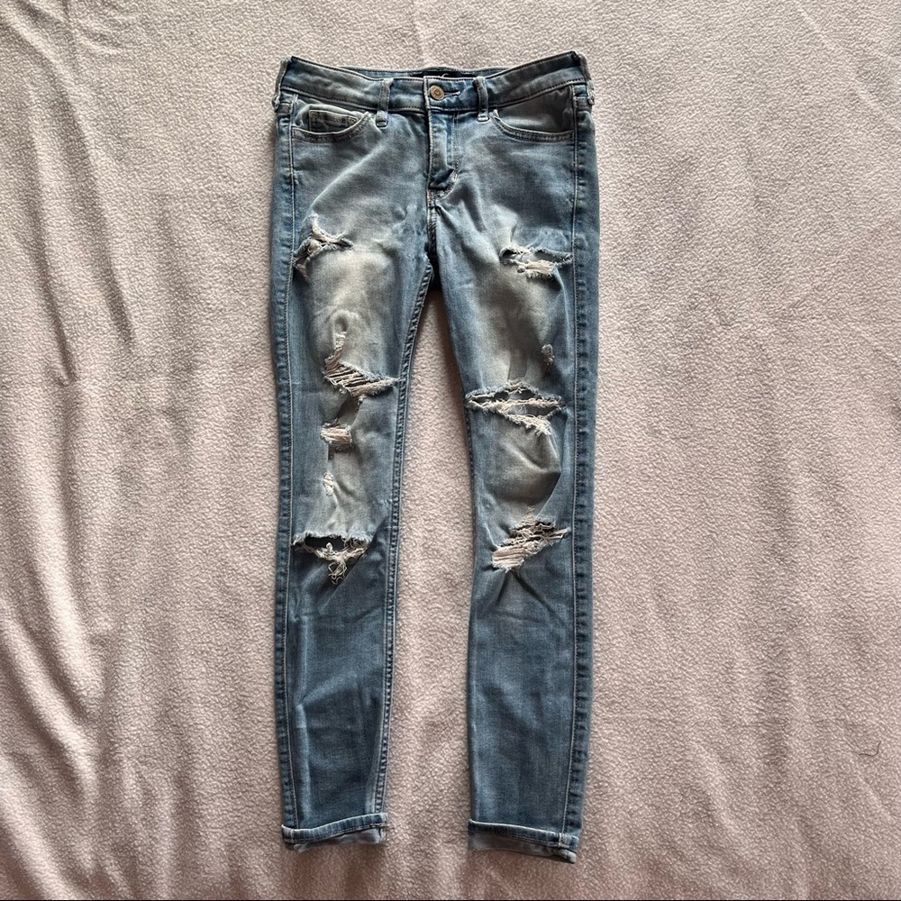 hollister low rise super skinny crop